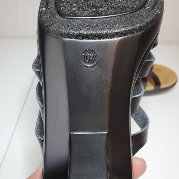 Cloudwalkers Suri Faux Leather Lattice Woven Slide Sandals - Picture 7 of 11